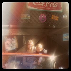 Meet your Posher, Kendra